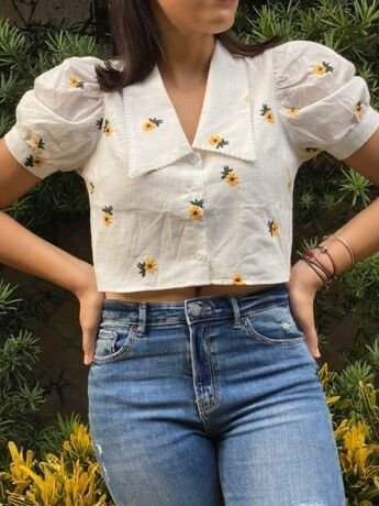 Women’s White Floral Puff Sleeve Crop Top